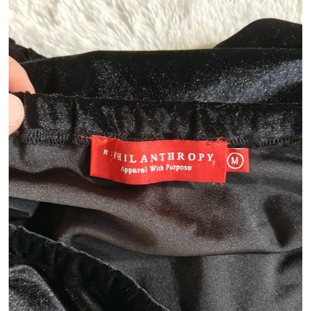 Anthropologie Philanthropy Top Off The Shoulder Medium Asymmetrical Black Velvet - Picture 5 of 6